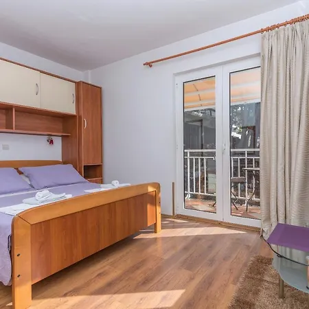Vanja Apartman Brela